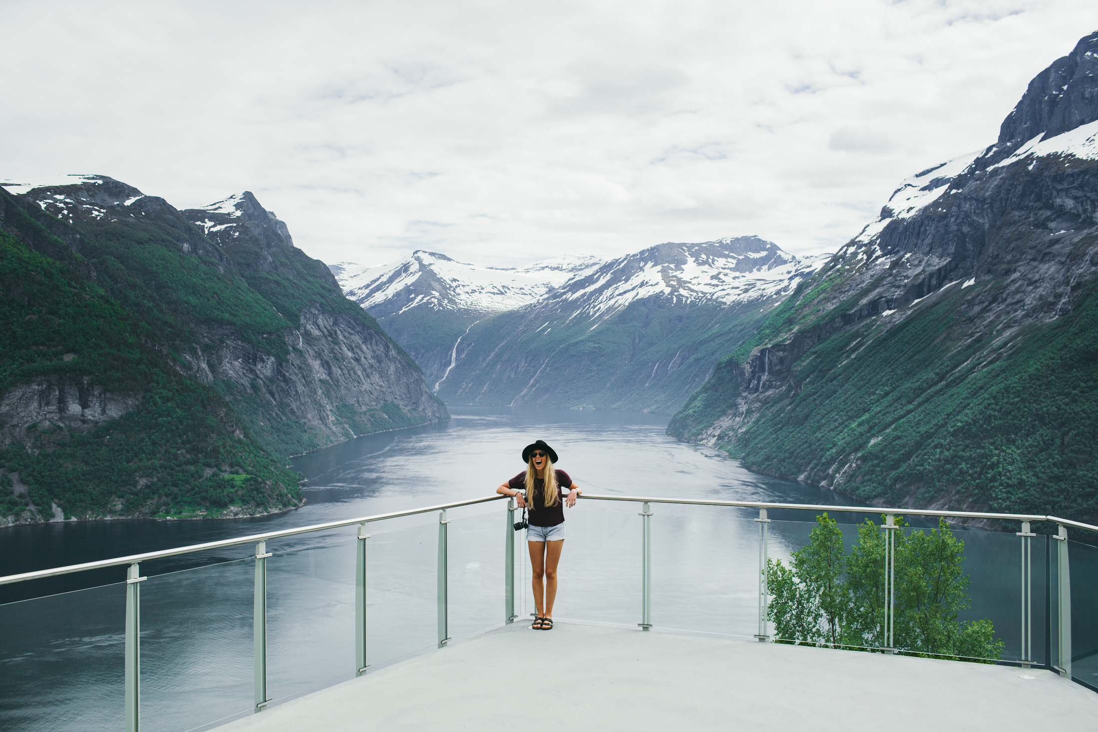 visitnorway-ljoen-hellesylt-viewpoint-geirangerfjord-norway-4066875 ...